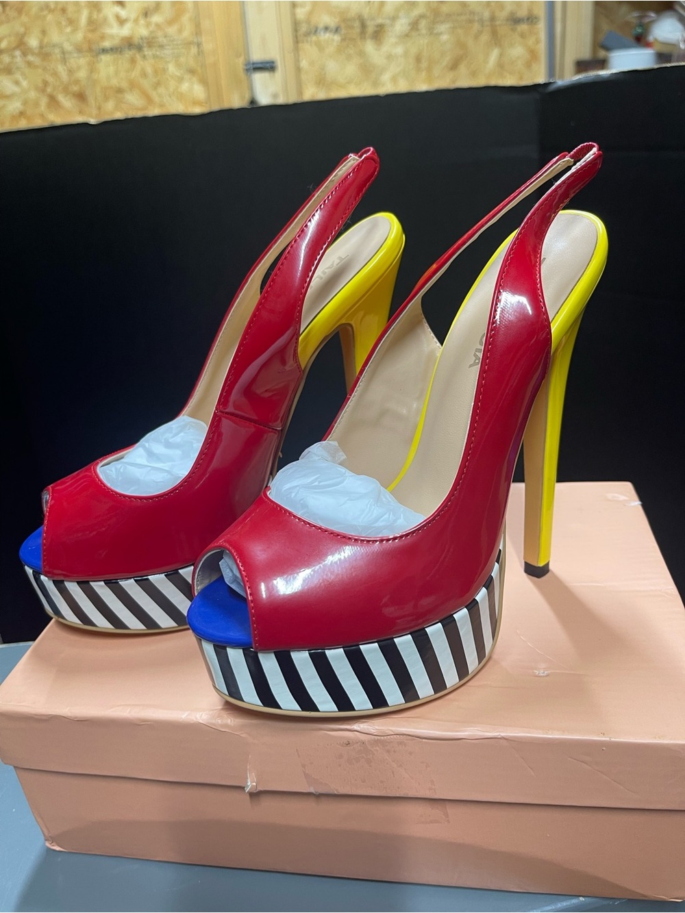 New with box Tailingjia multi colored patent leather Heels size 7